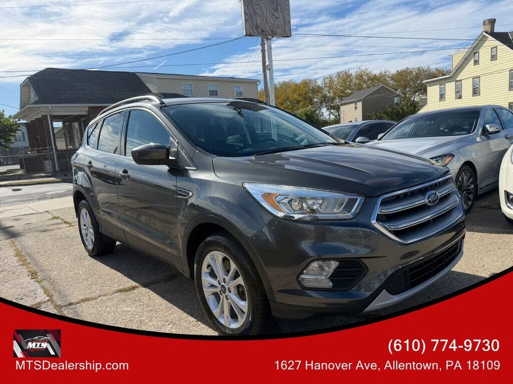 2017 FORD Escape