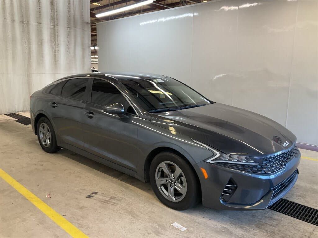 2022 KIA K5