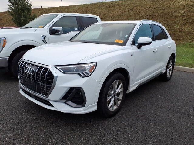 2025 AUDI Q3