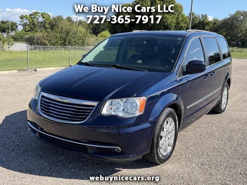 2016 CHRYSLER Town and Country