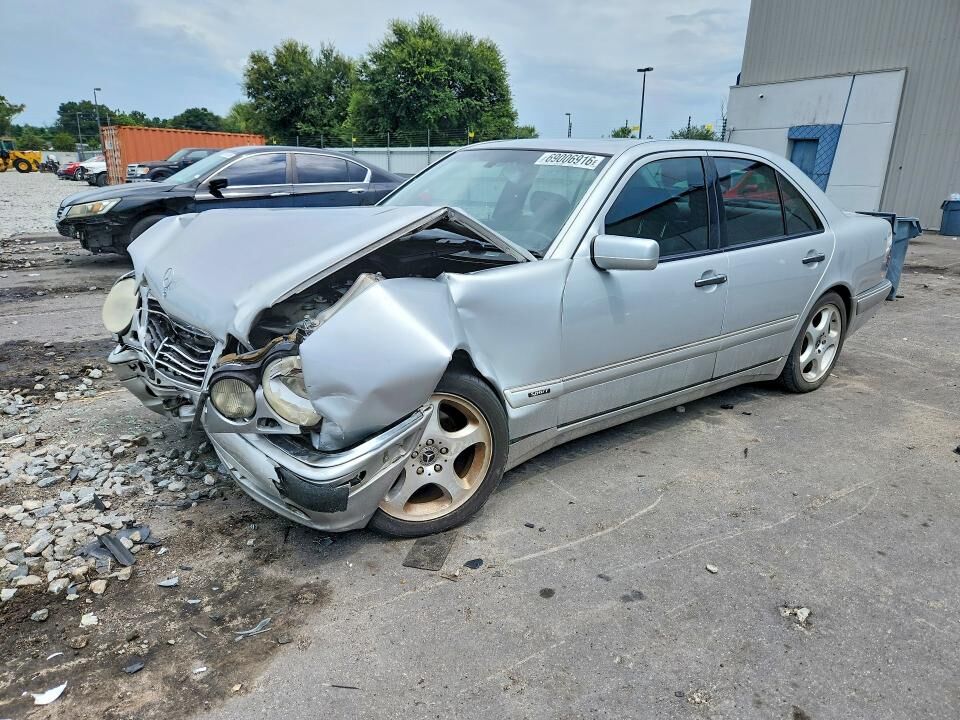 1999 MERCEDES-BENZ E-Class
