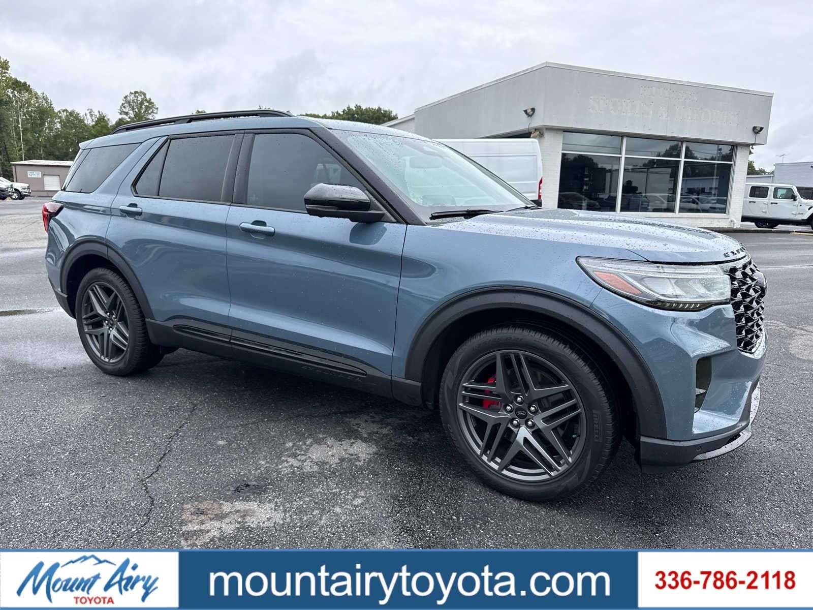 2025 FORD Explorer