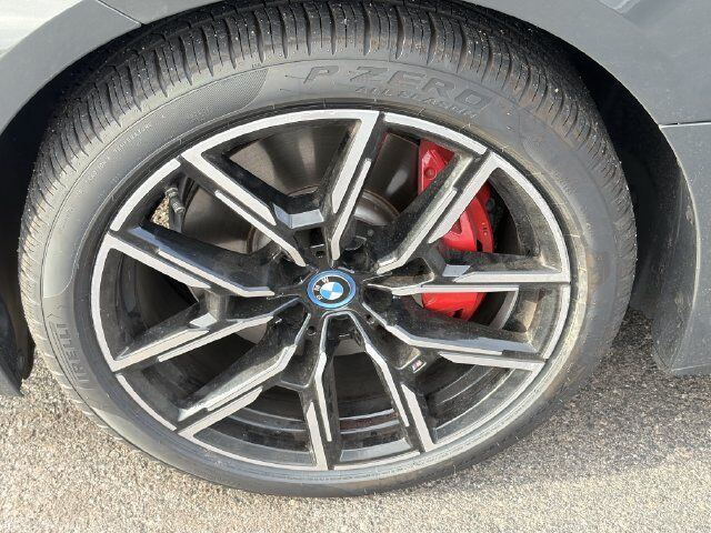 2023 BMW i4