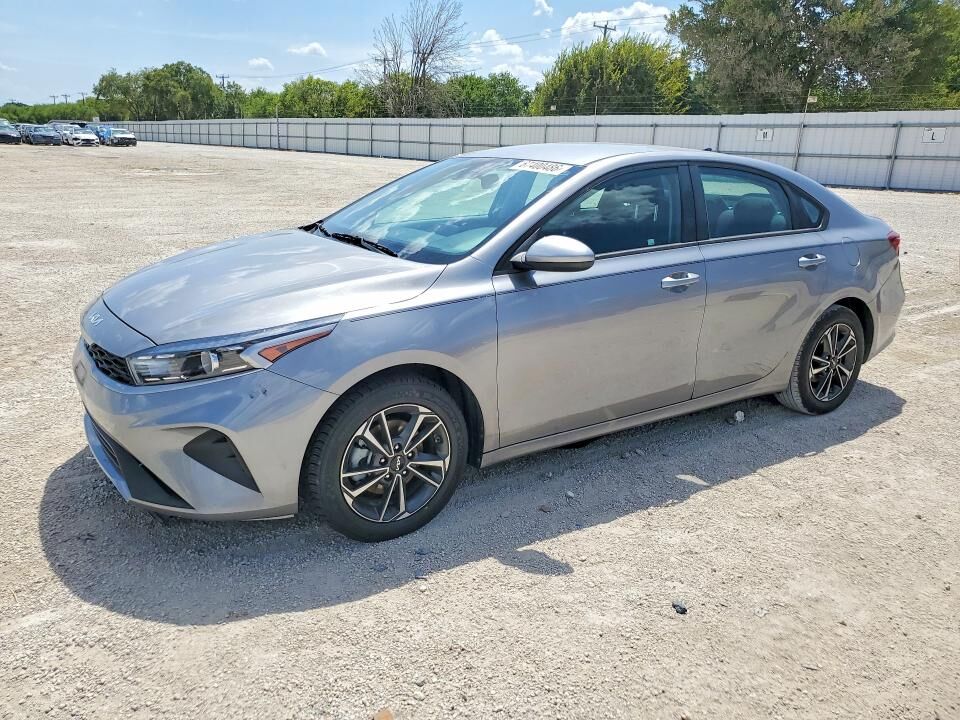 2023 KIA Forte