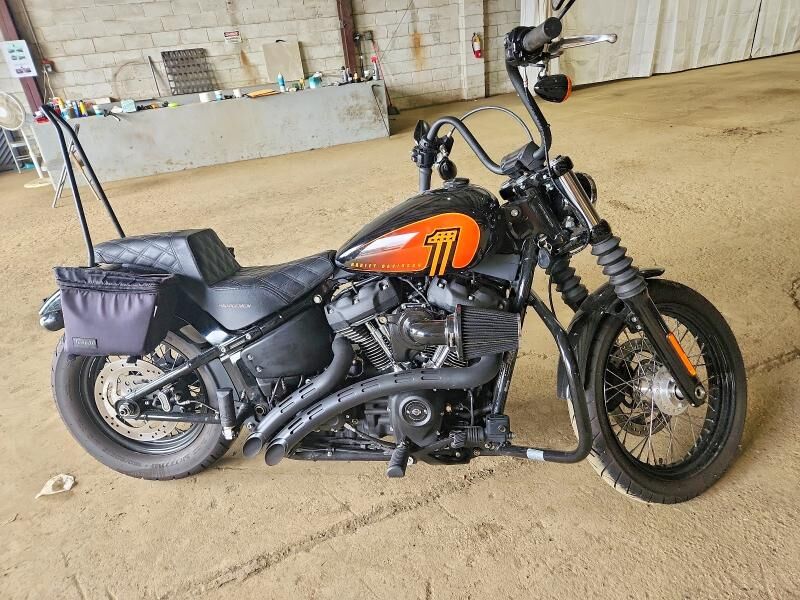 2021 HARLEY DAVIDSON FXBBS / Street Bob