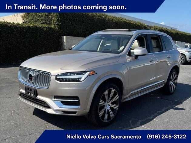 2024 VOLVO XC90