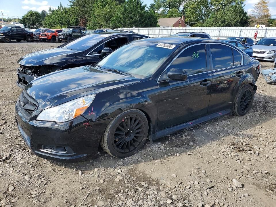 2012 SUBARU Legacy