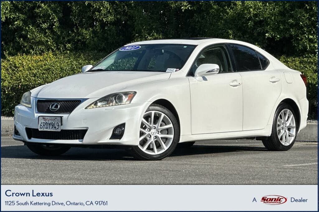 2011 LEXUS IS