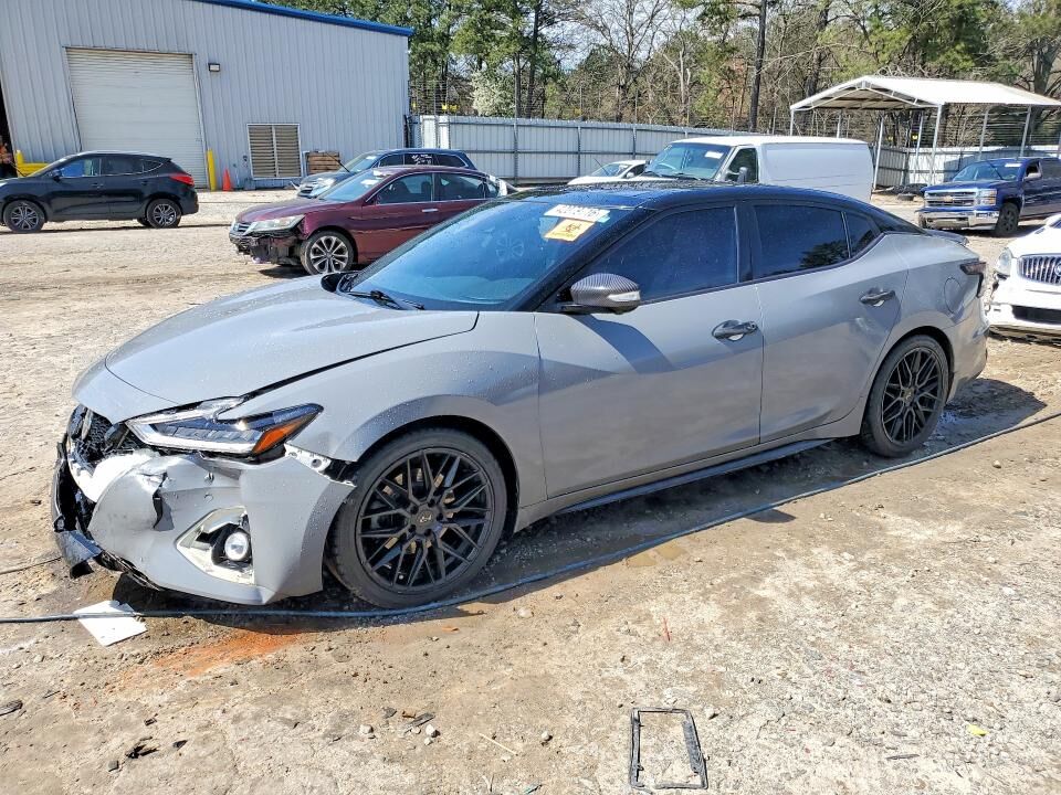 2019 NISSAN Maxima