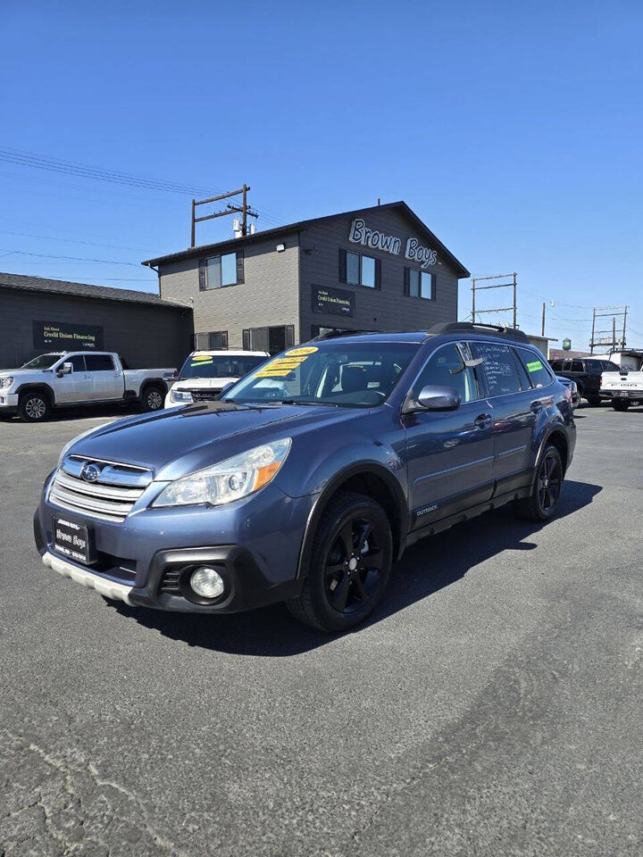 2014 SUBARU Outback