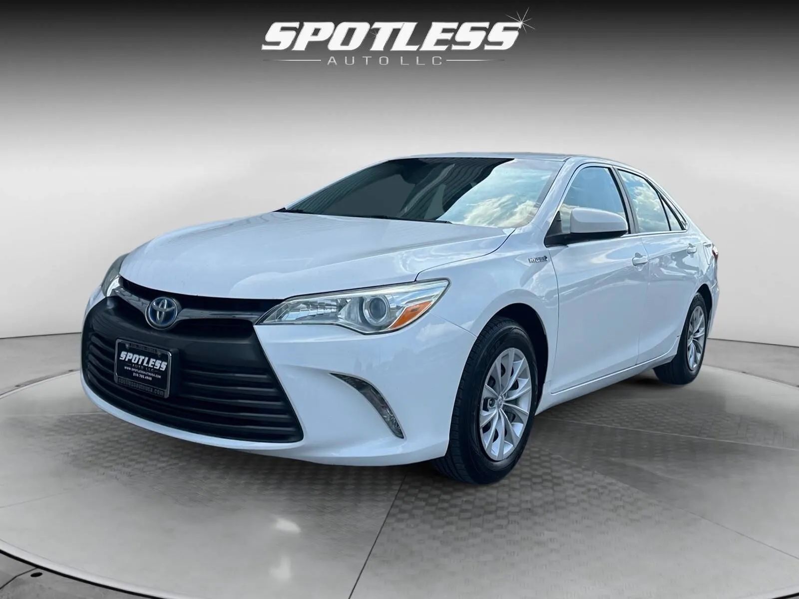 2016 TOYOTA Camry