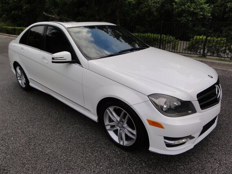 2014 MERCEDES-BENZ C-Class