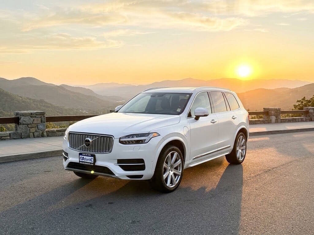 2018 VOLVO XC90