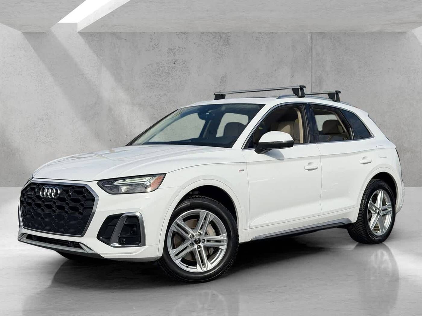 2021 AUDI Q5 e
