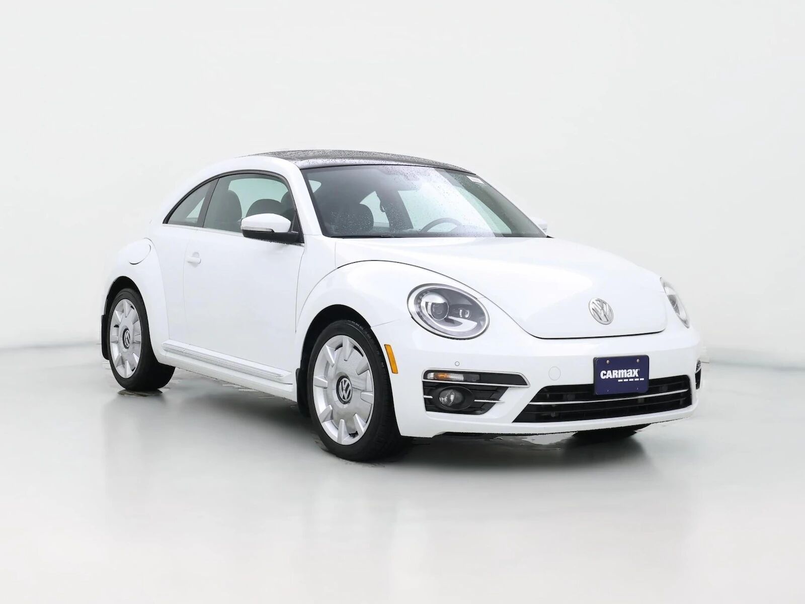 2018 VOLKSWAGEN Beetle