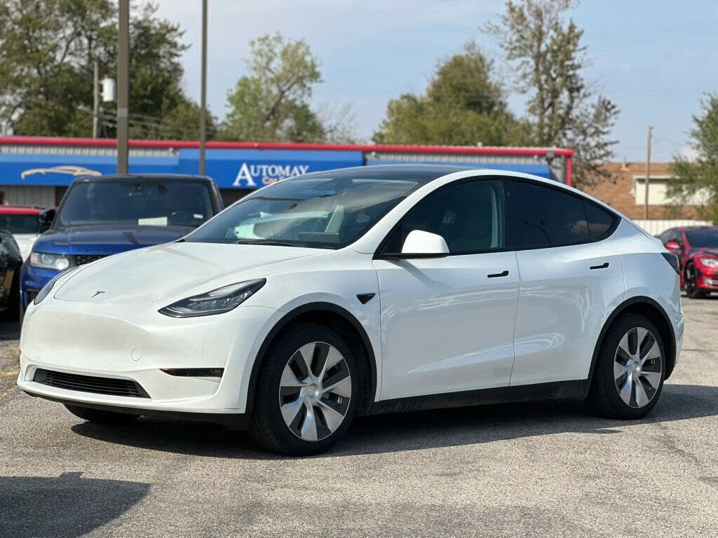 2021 TESLA Model Y