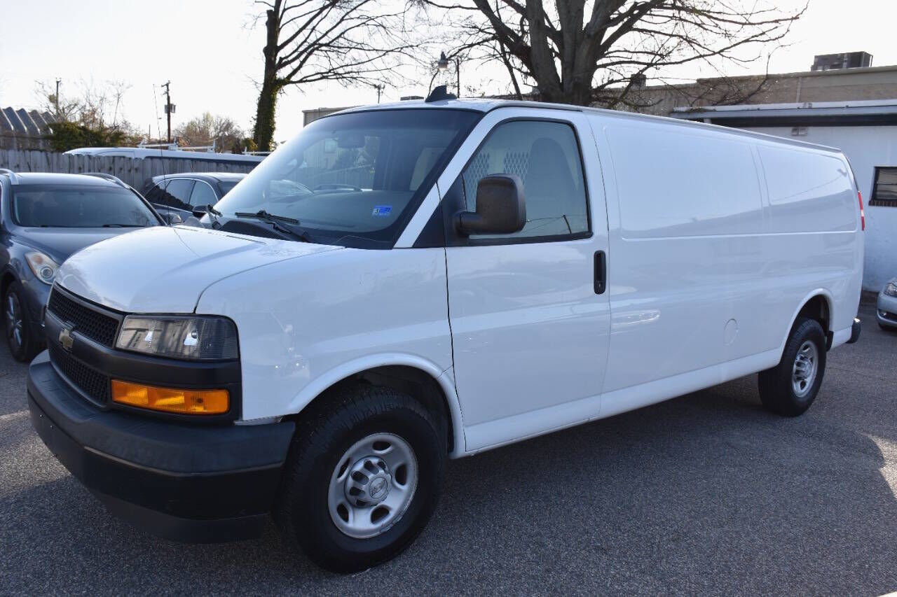 2018 CHEVROLET Express