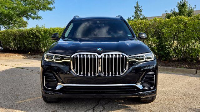 2022 BMW X7