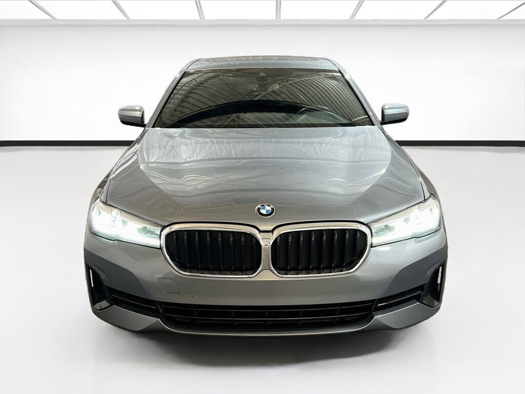2021 BMW 530i