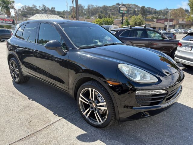 2012 PORSCHE Cayenne