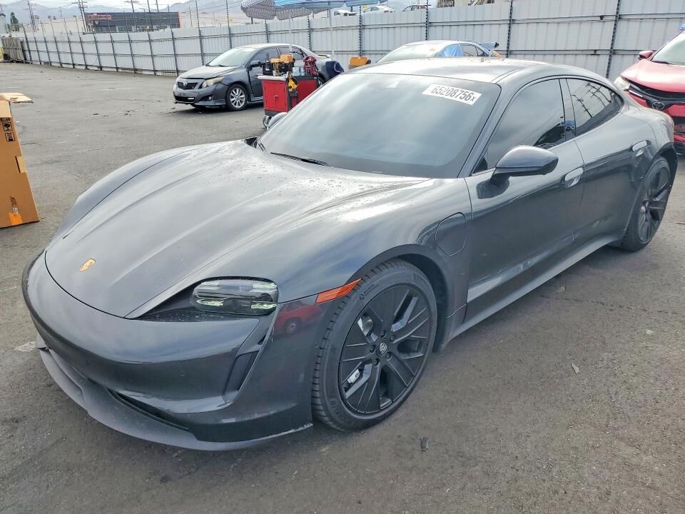 2024 PORSCHE Taycan