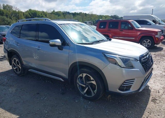 2022 SUBARU Forester