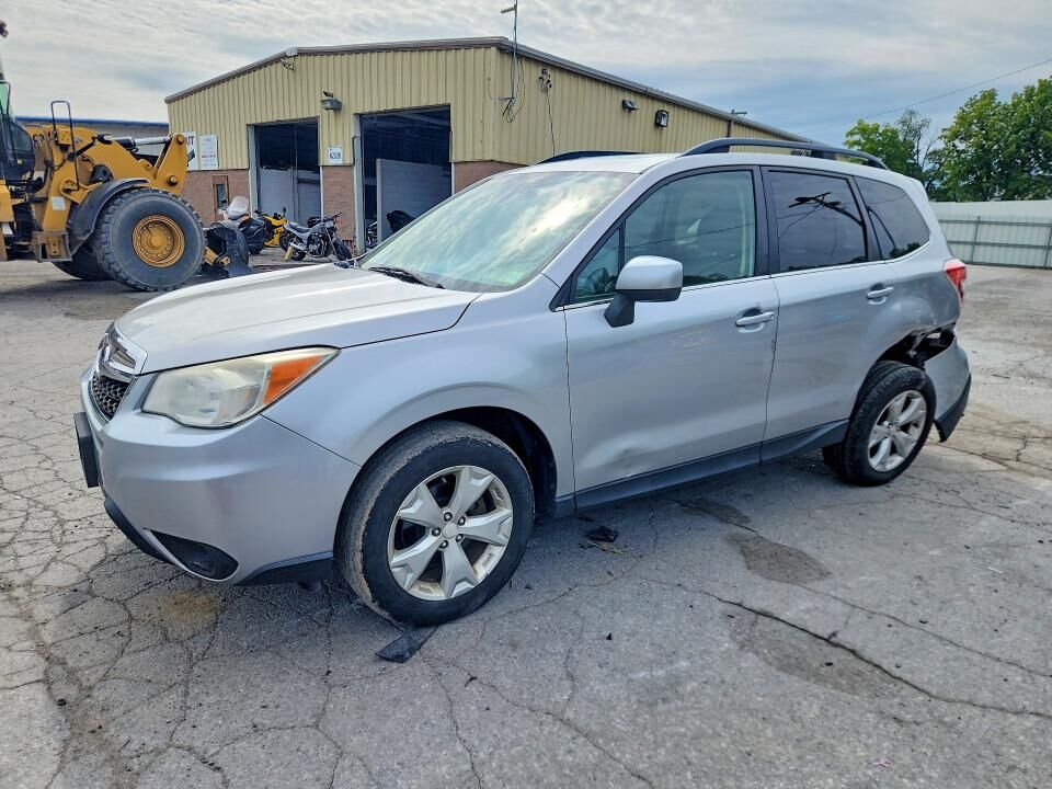 2014 SUBARU Forester