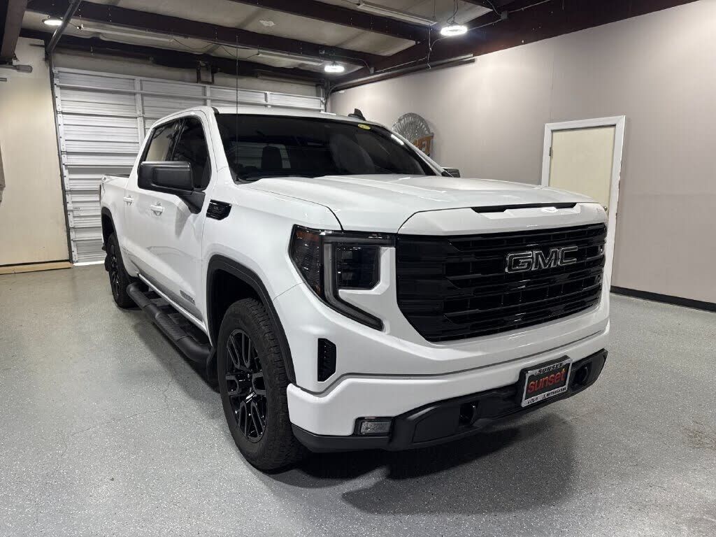 2023 GMC Sierra