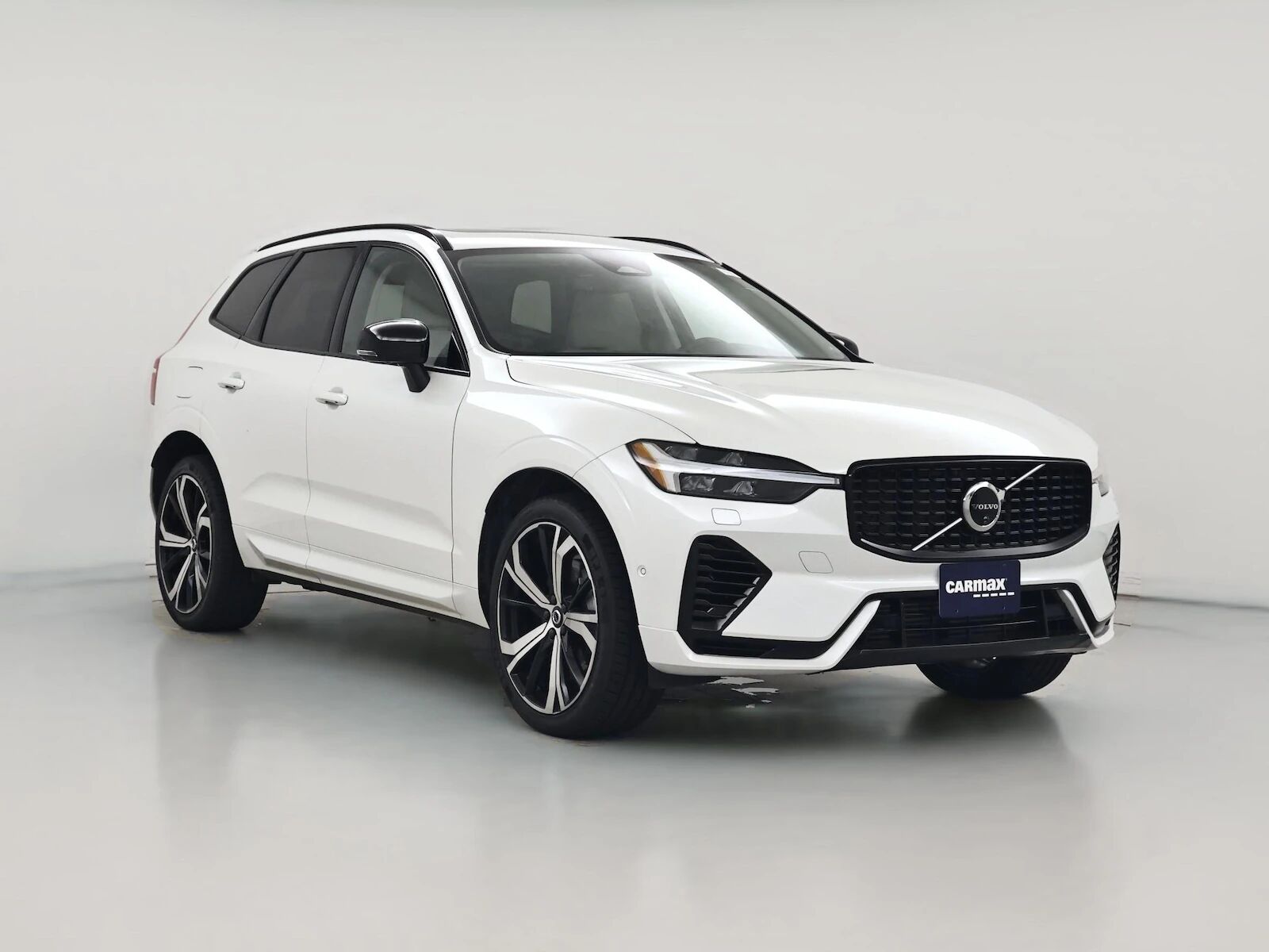 2024 VOLVO XC60