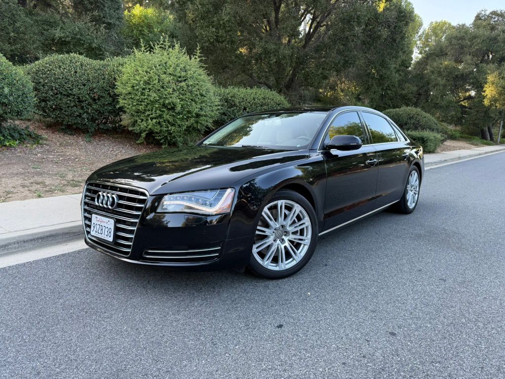 2011 AUDI A8