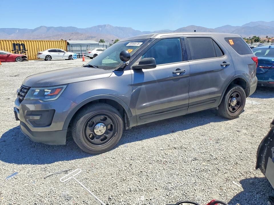 2017 FORD Explorer