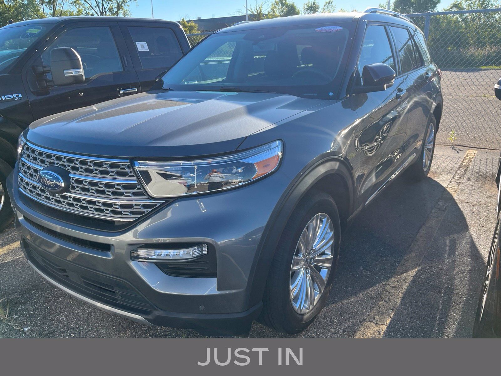 2024 FORD Explorer
