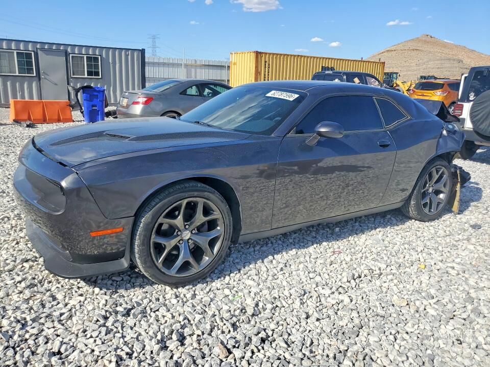 2016 DODGE Challenger