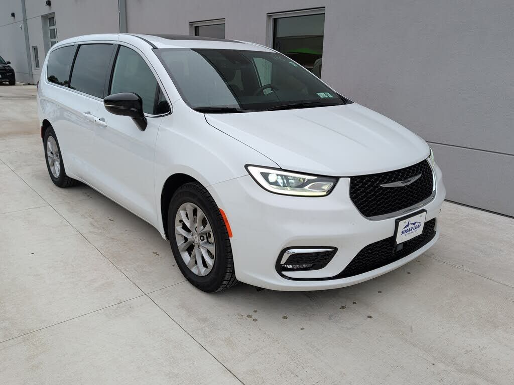 2026 CHRYSLER Pacifica