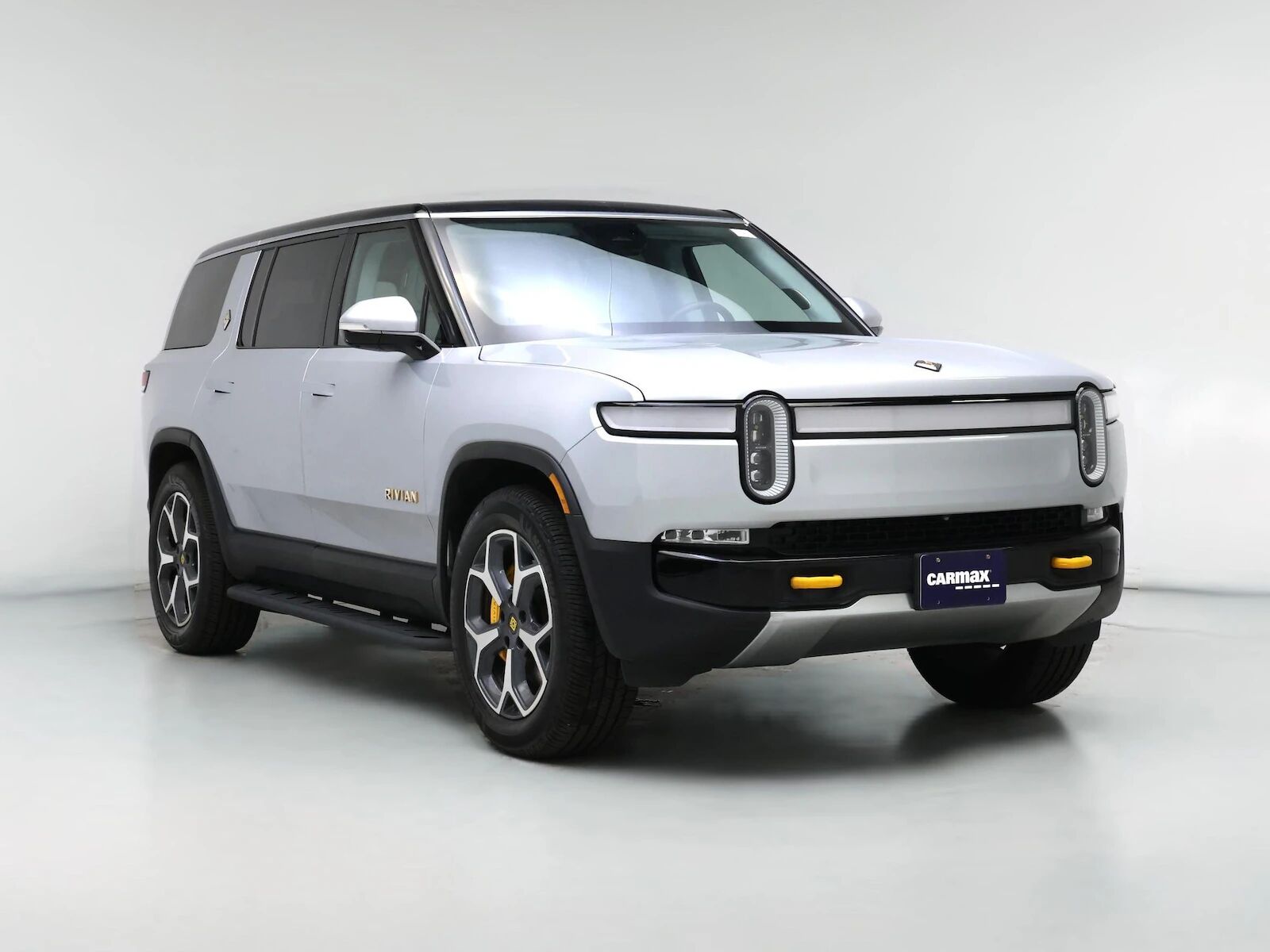 2023 RIVIAN R1S