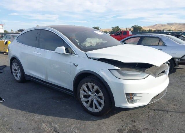 2020 TESLA Model X
