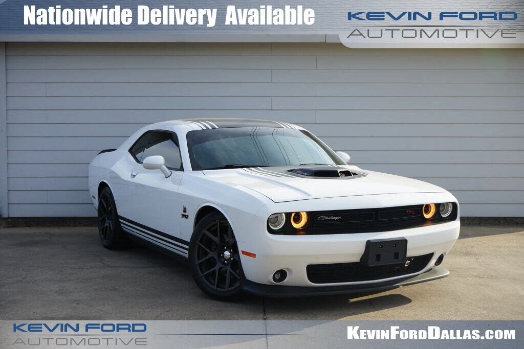 2016 DODGE Challenger