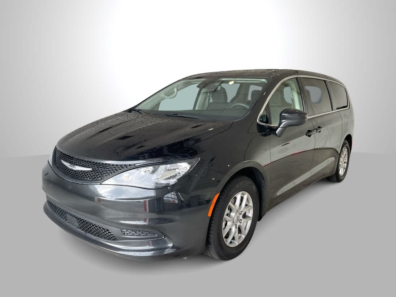 2023 CHRYSLER Voyager