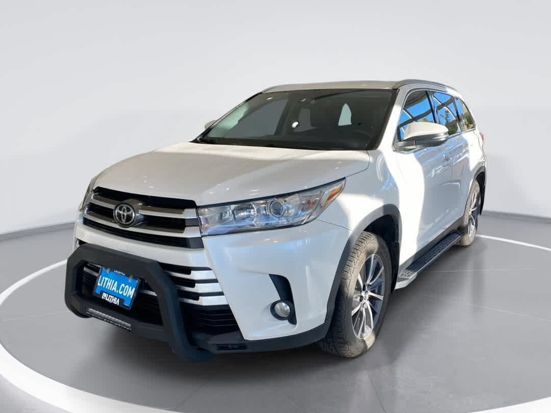 2019 TOYOTA Highlander