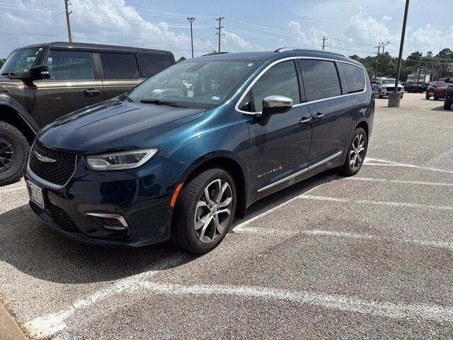 2023 CHRYSLER Pacifica