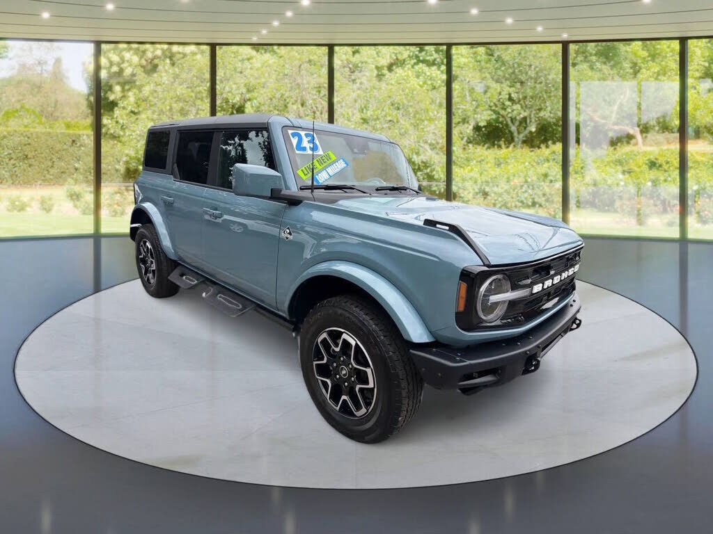 2023 FORD Bronco