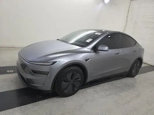 2026 TESLA Model Y