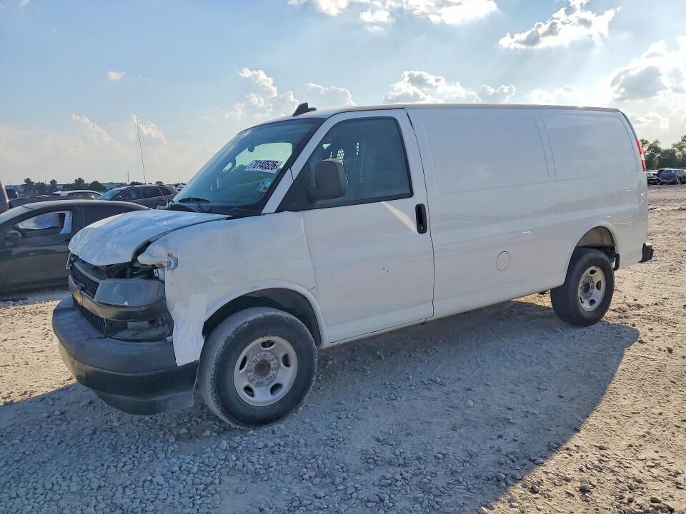 2025 CHEVROLET Express