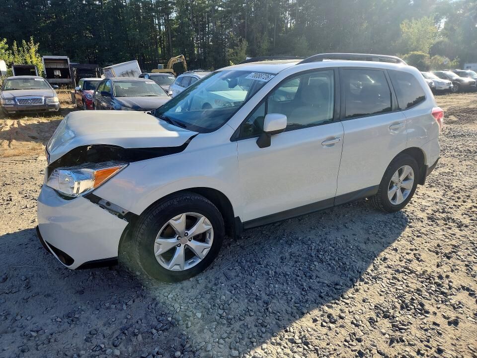 2015 SUBARU Forester