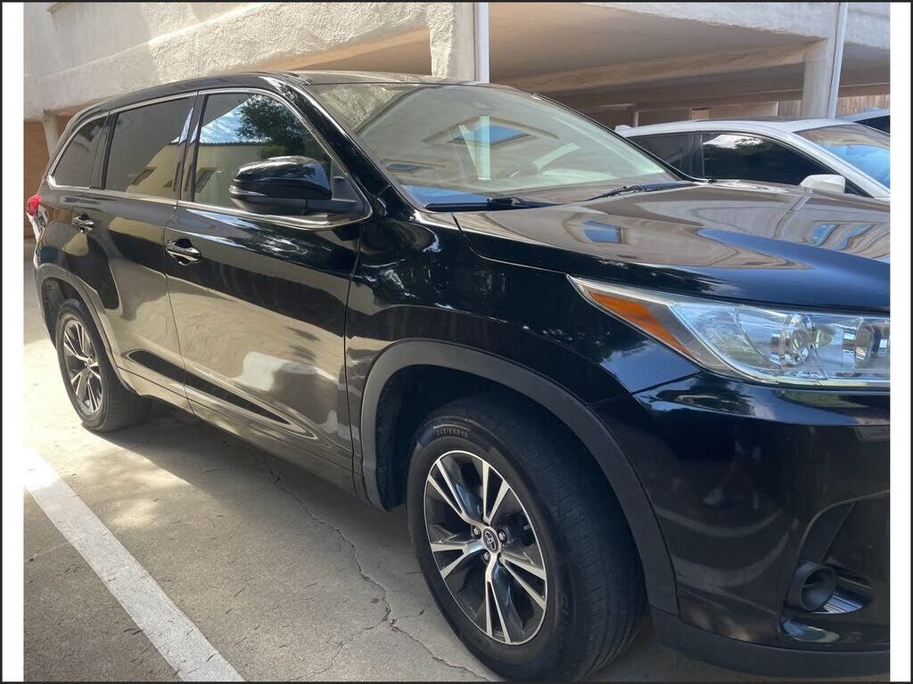 2018 TOYOTA Highlander