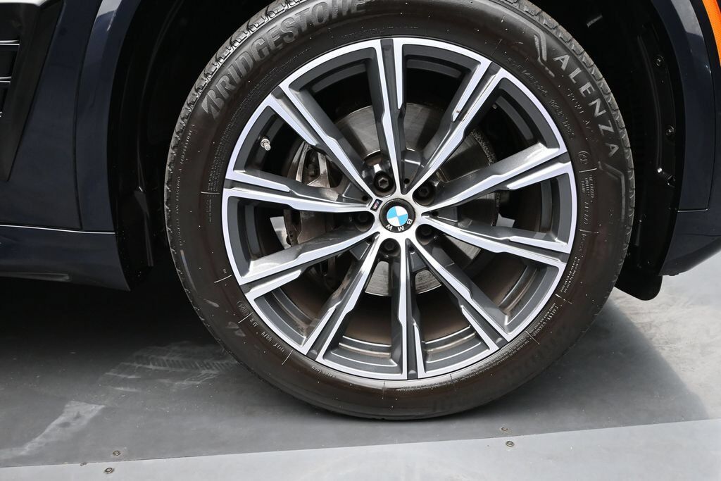 2025 BMW X5