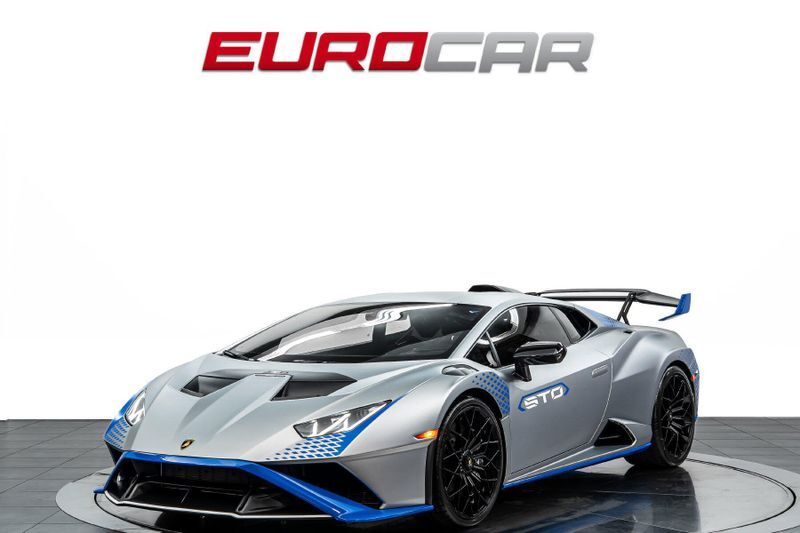 2022 LAMBORGHINI Huracan STO