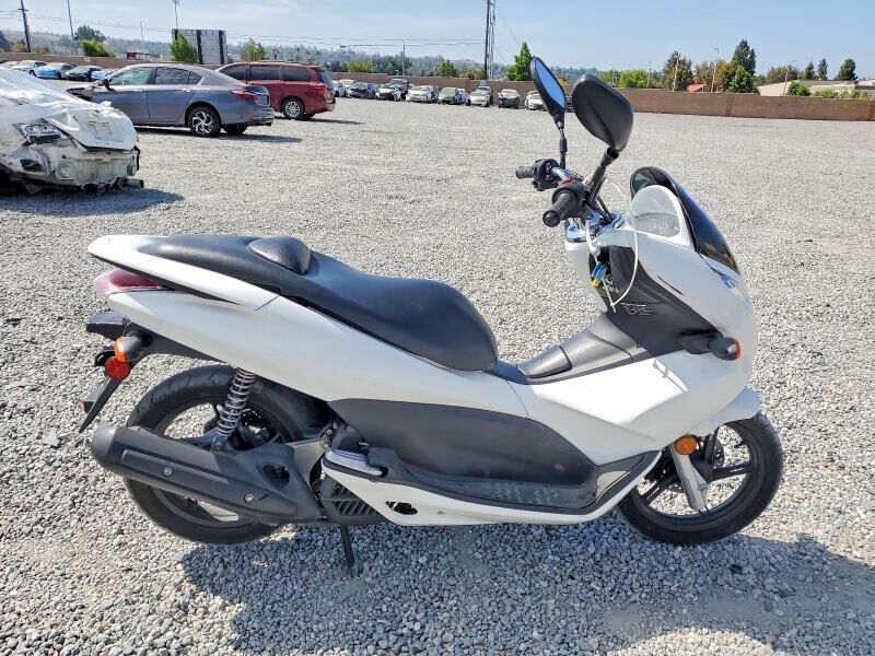 2011 HONDA PCX125