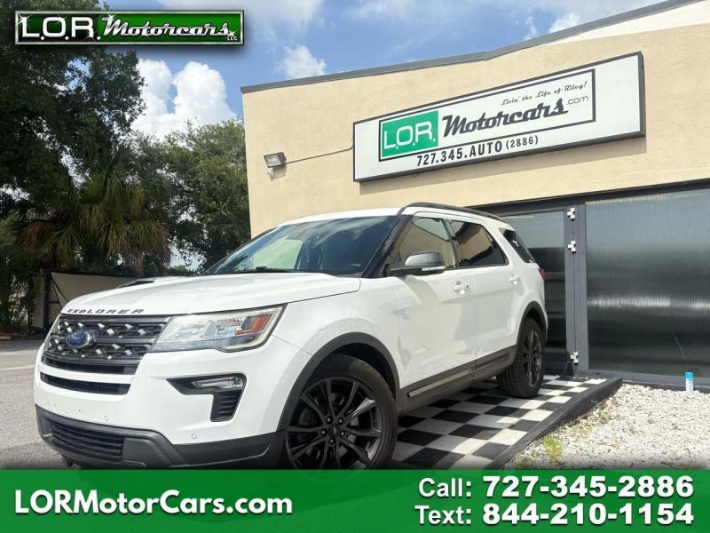 2018 FORD Explorer