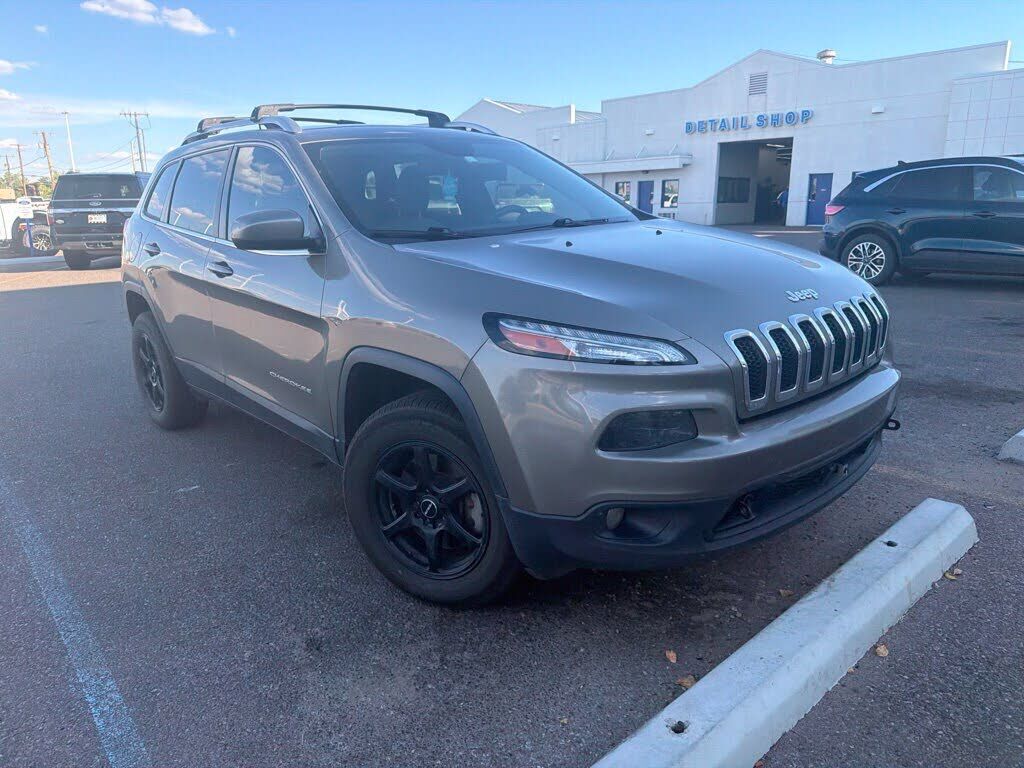 2017 JEEP Cherokee